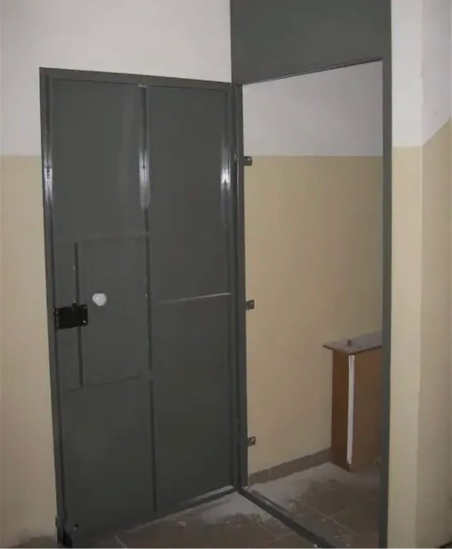 Демонтаж межкомнатных дверей