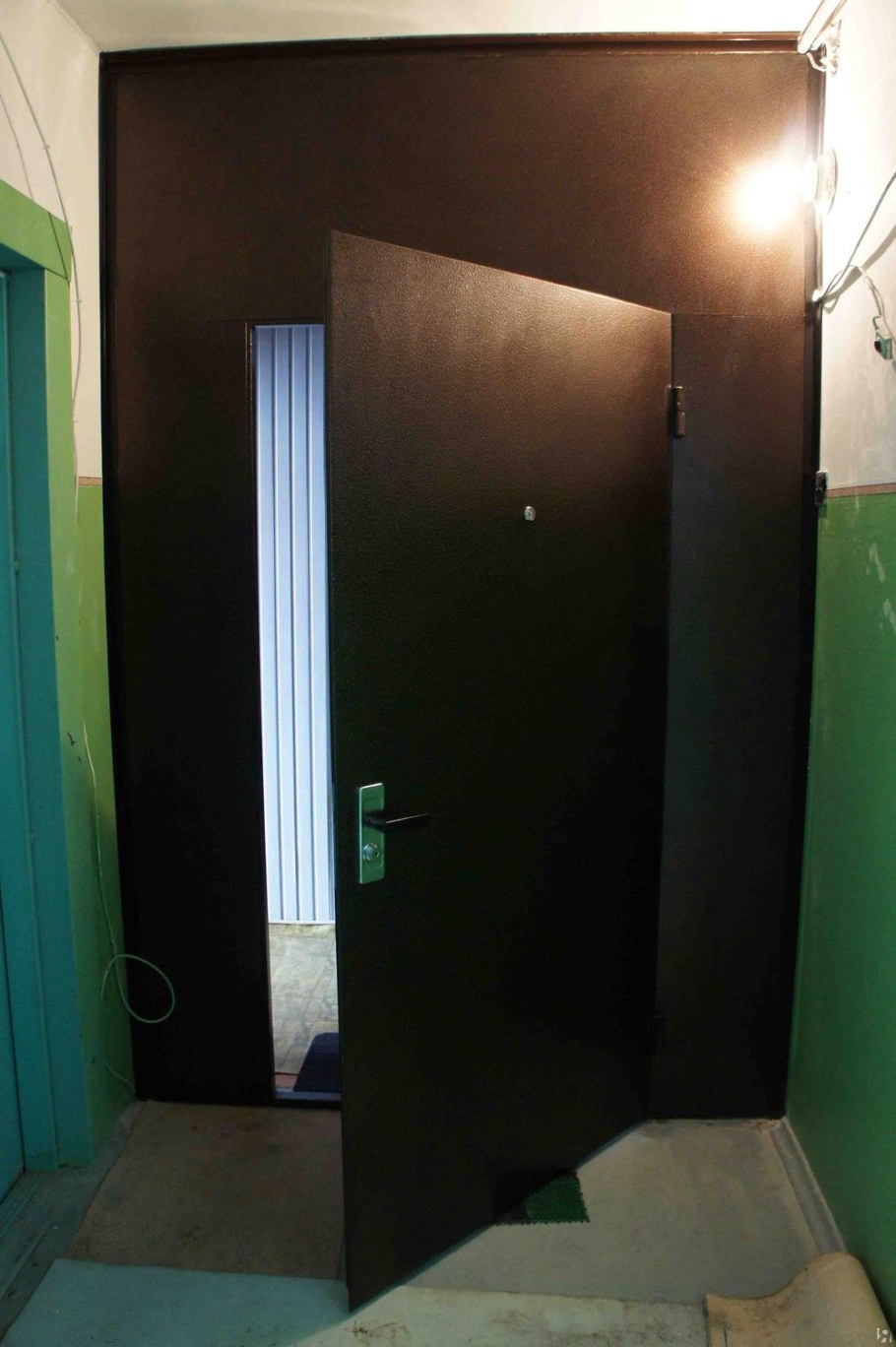 Двери межквартирные тамбурные