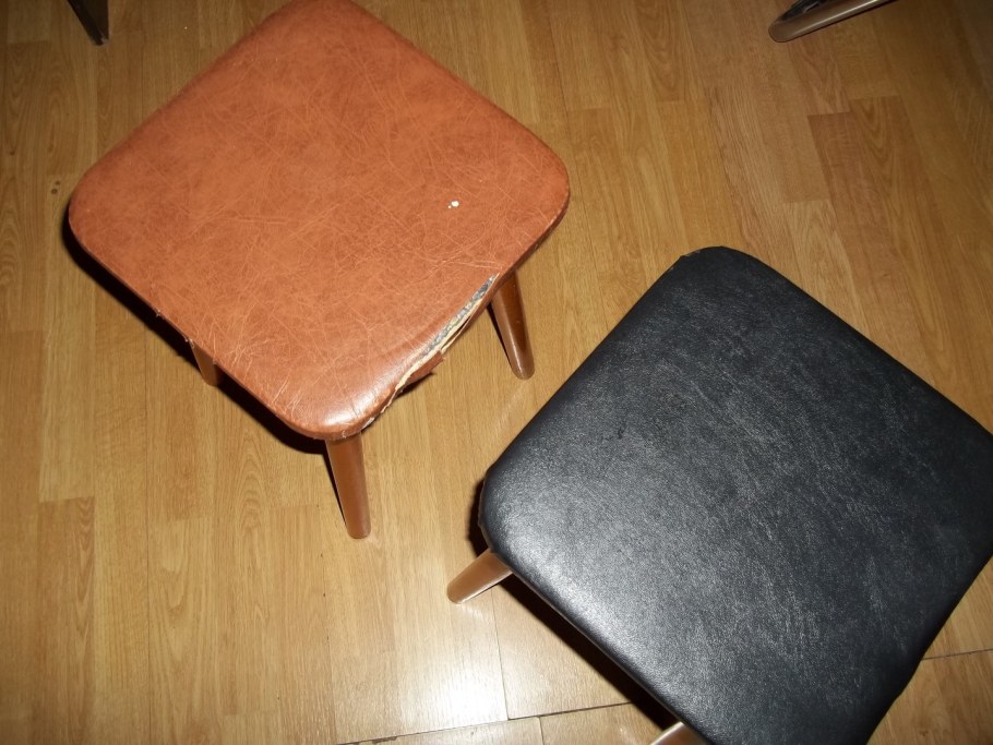 Обивка стульев