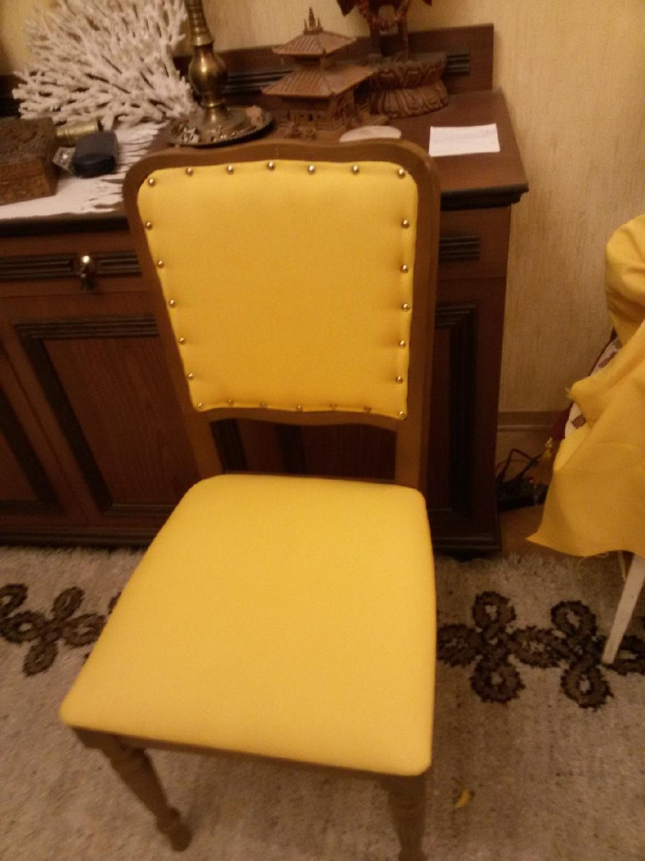 Чехол на табурет желтый