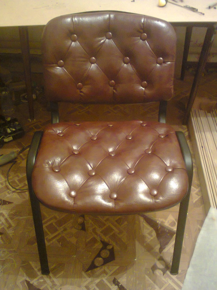 Обивка стульев