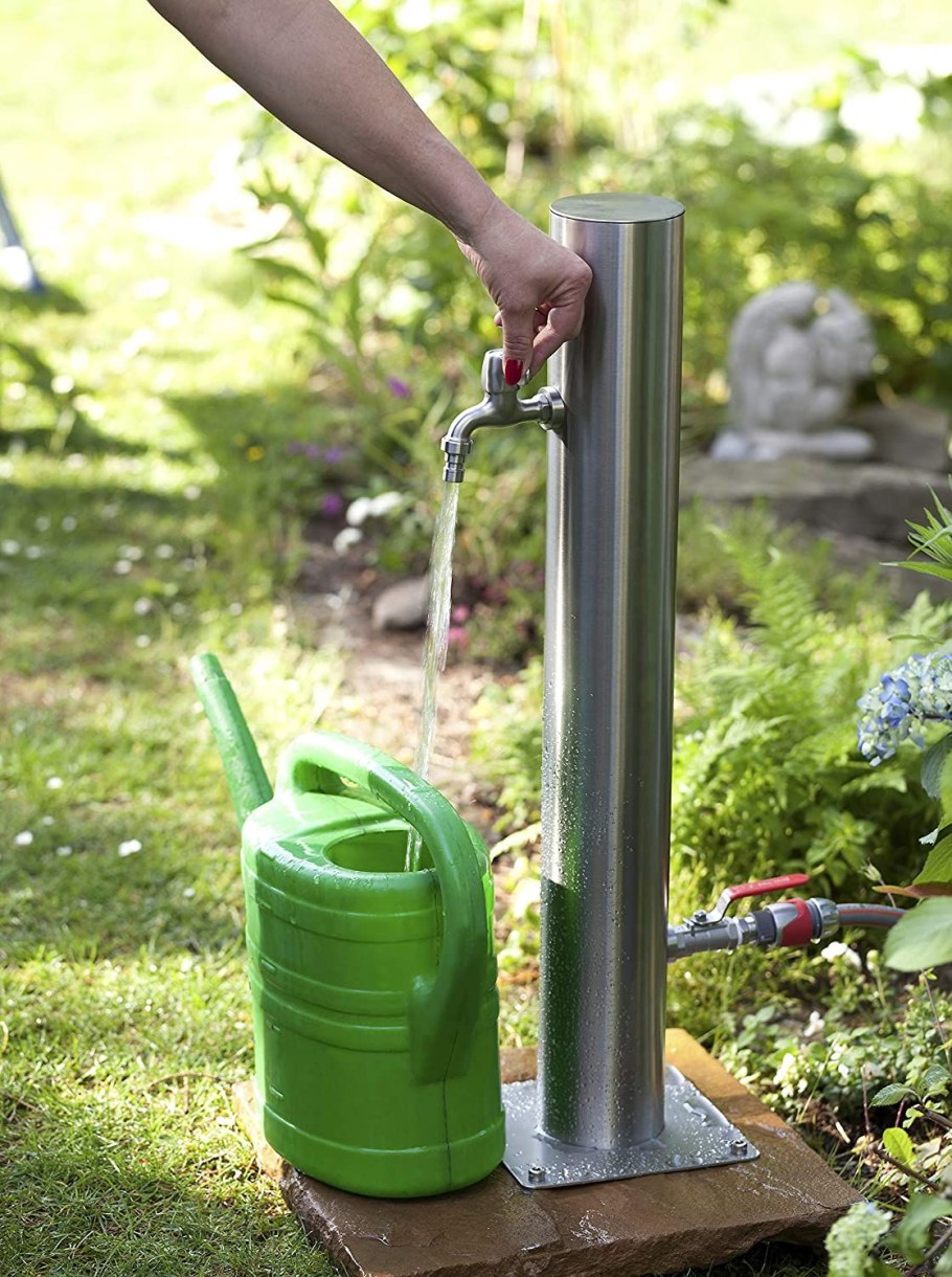 Колонка для воды на даче