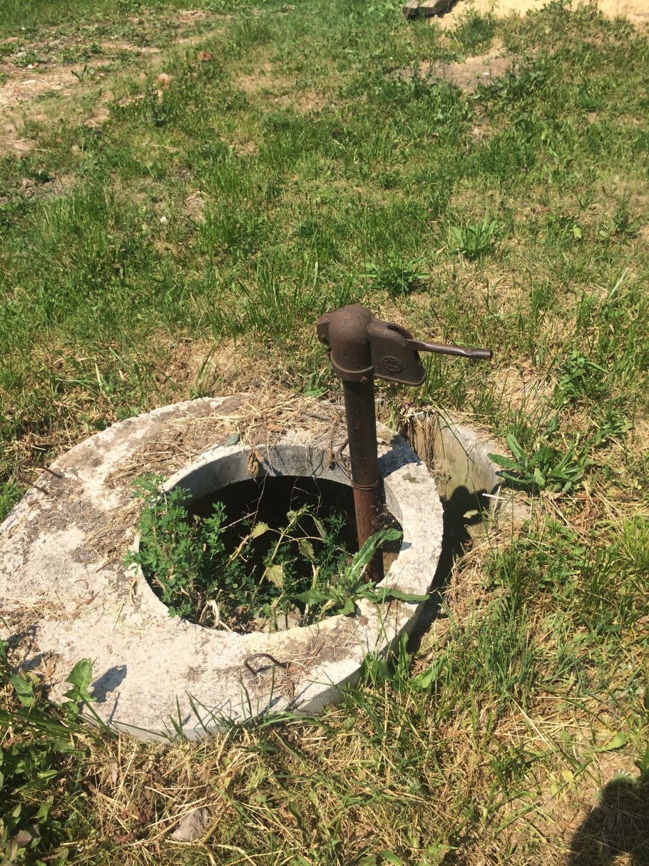 Садовая колонка для воды