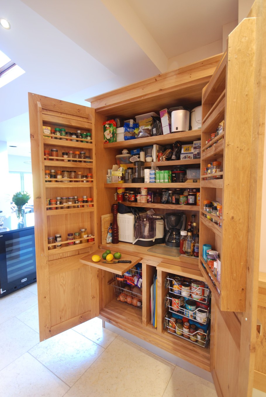 Стеллаж для садового инвентаря