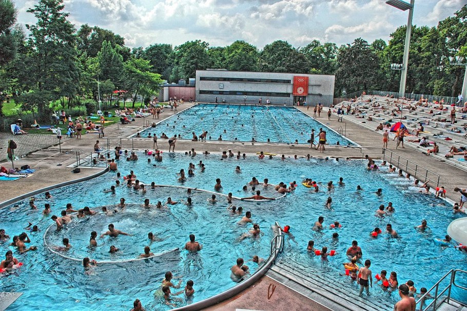 Охта-парк Санкт-Петербург открытый бассейн