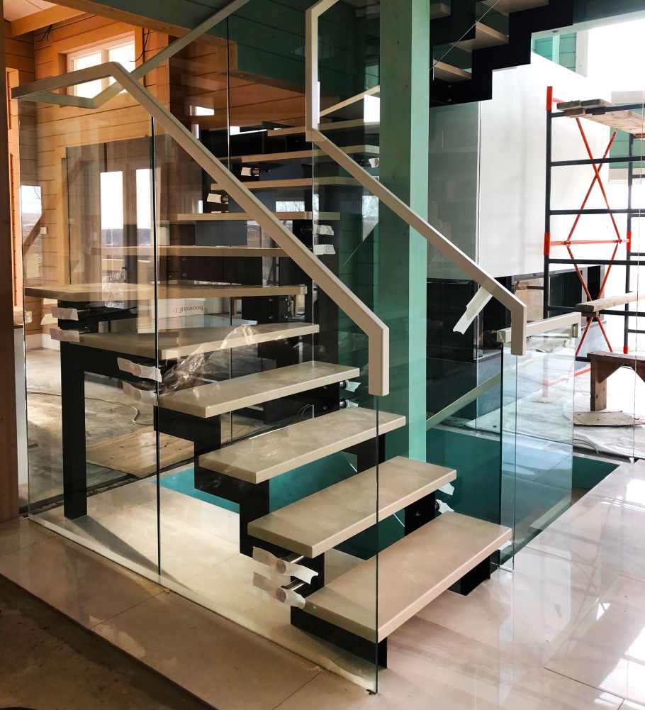 Стеклянные перила