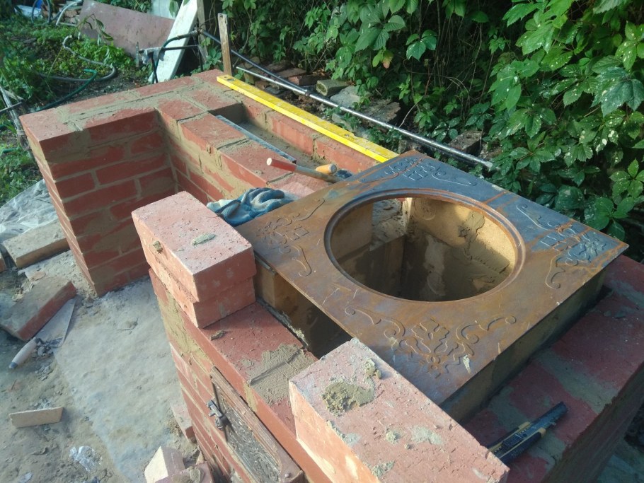 Печь для казана из кирпича