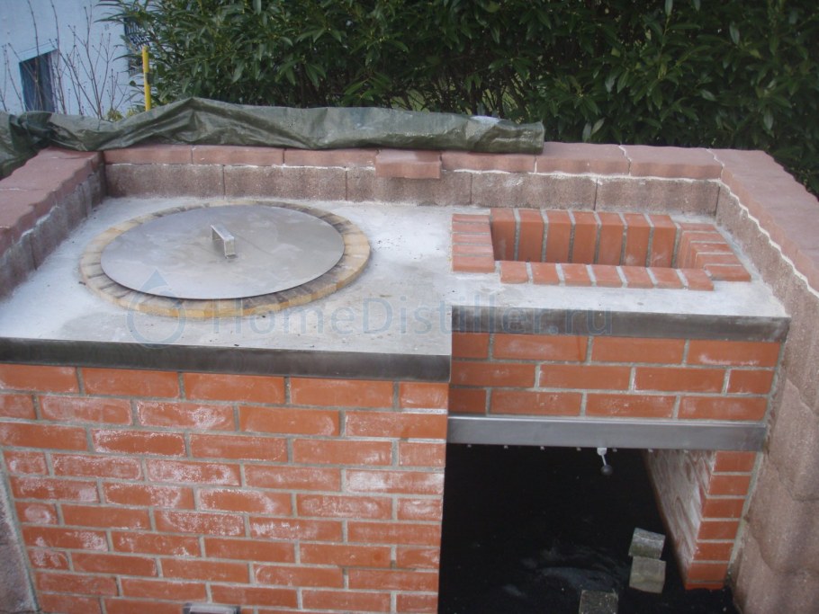 Тандыр казан из кирпича