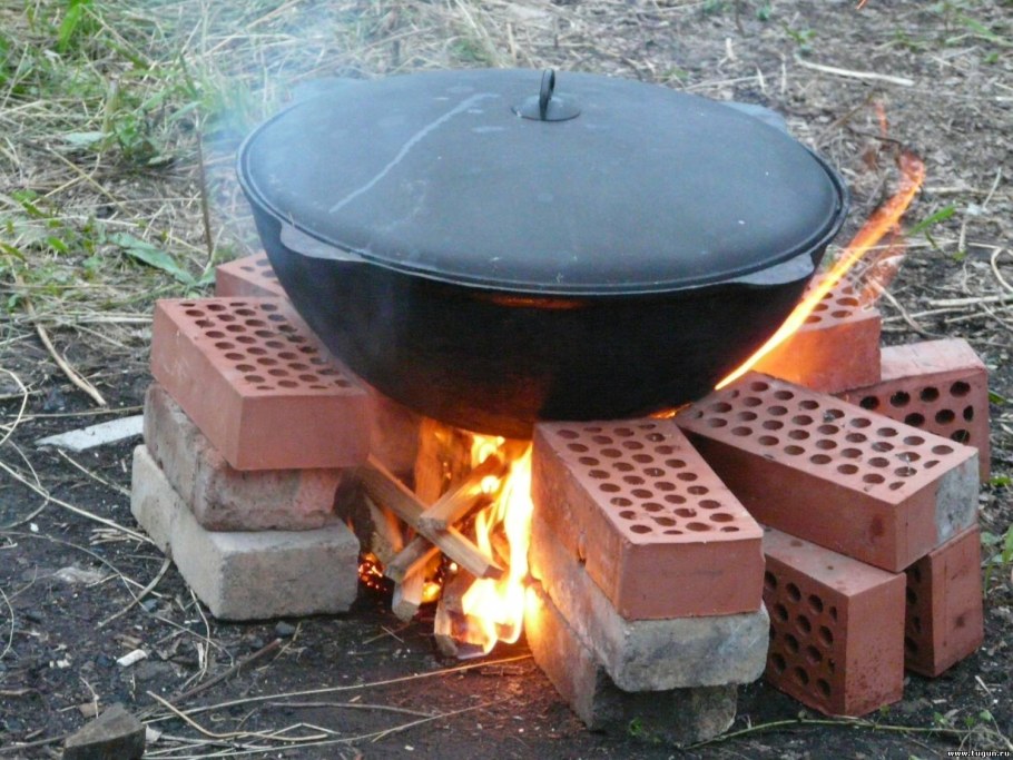 Мангал из кирпича