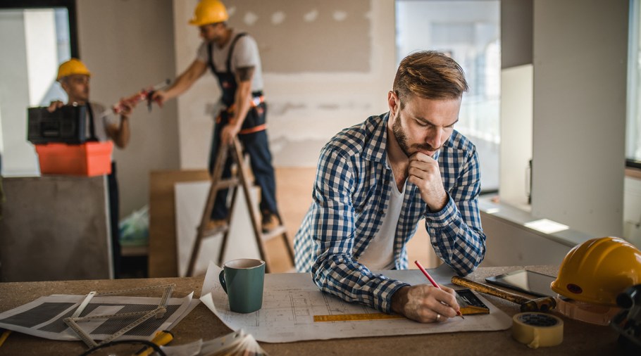 Укладка напольных покрытий