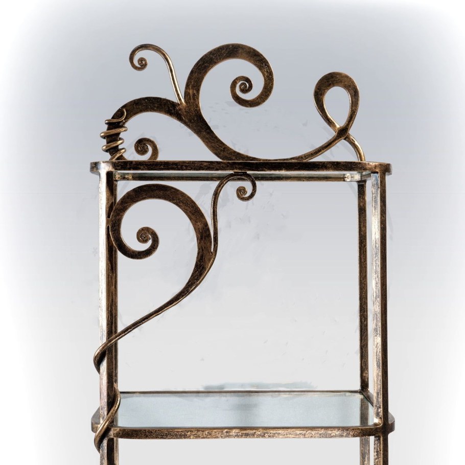 Кованый стеллаж для ванной комнаты