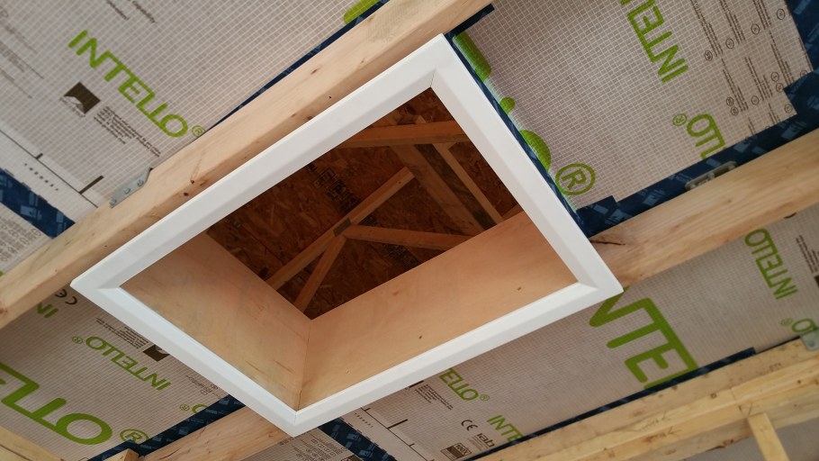 Люк на чердак утепленный