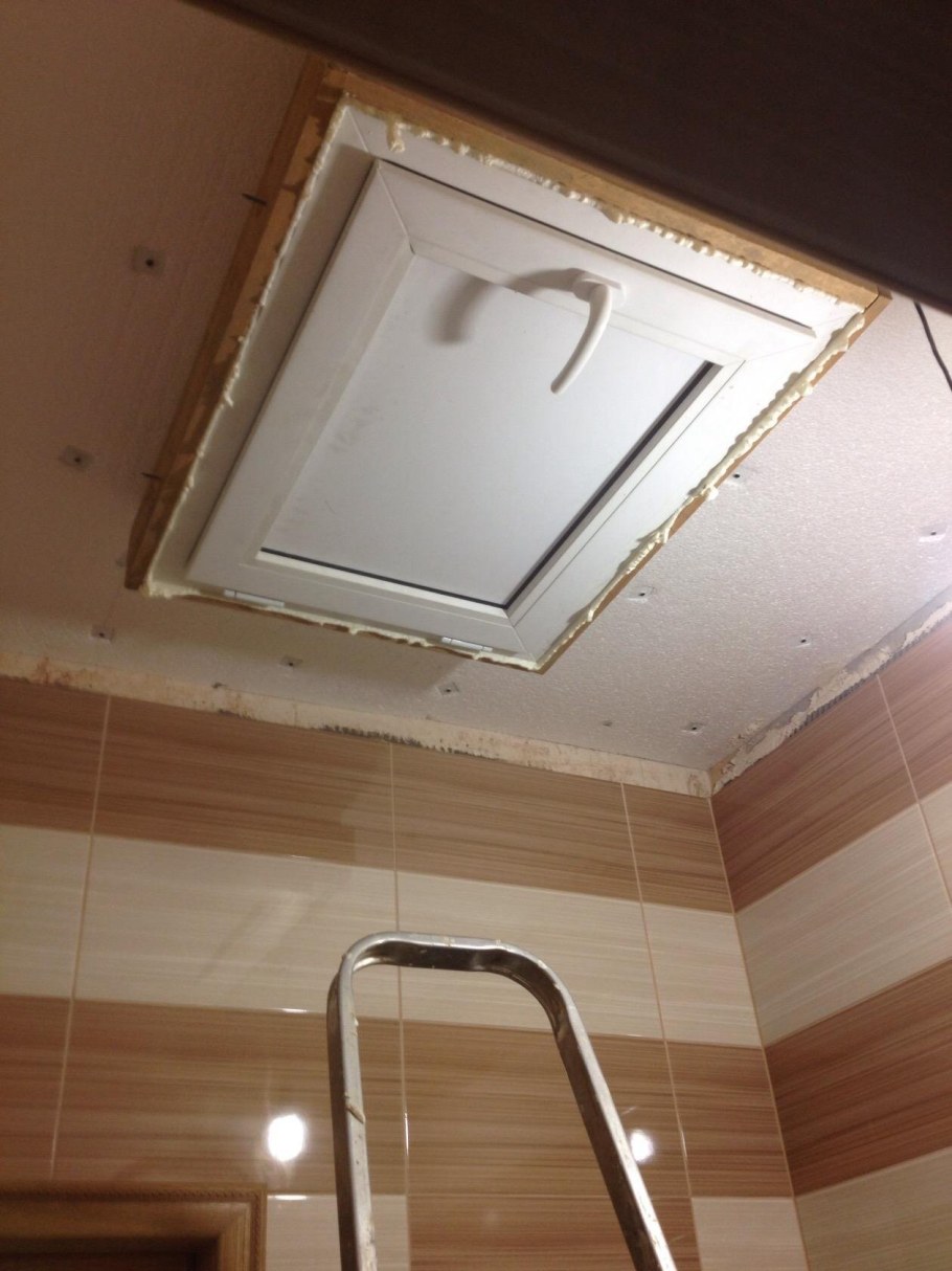 Ревизионный люк на чердак