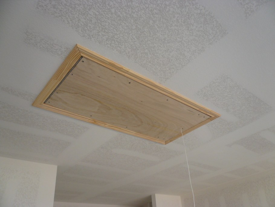 Люк на чердак без лестницы утепленный своими руками