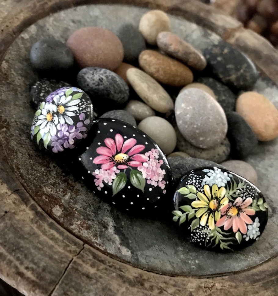 Декорировать камни