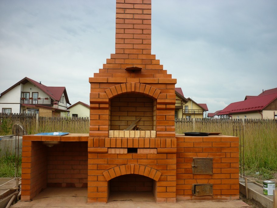 Уличные печи и мангалы из кирпича