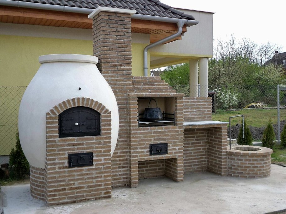 Простенький мангал из кирпича