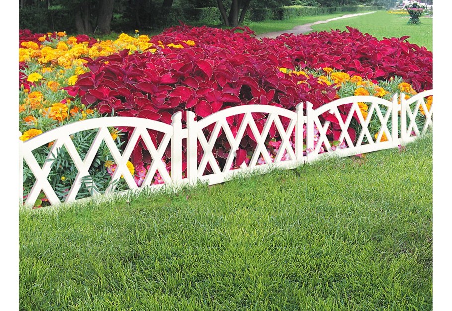 Пластиковые ограждения для клумб