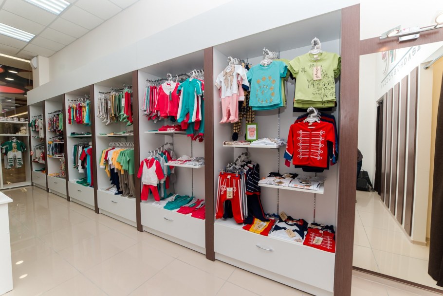 Stella MCCARTNEY витрина