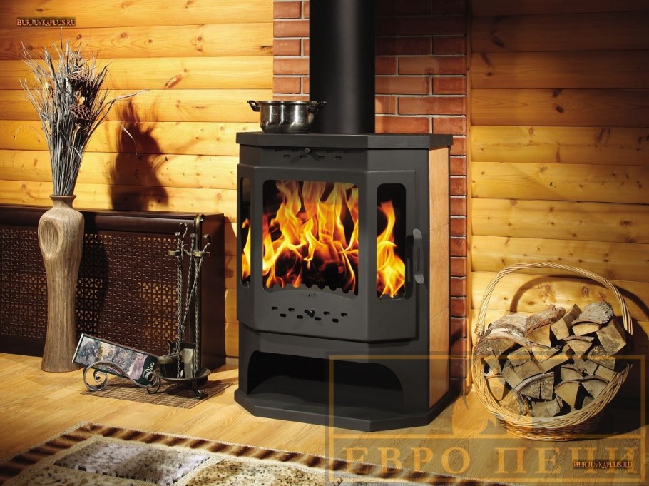 Печь камин отопительная дровяная