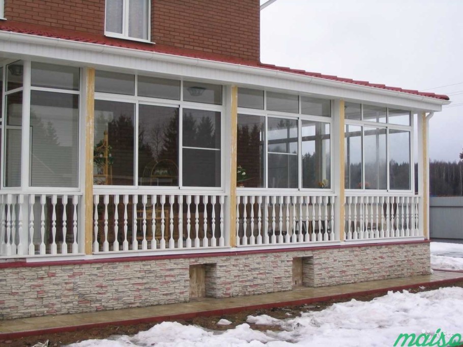 Веранда с панорамными окнами