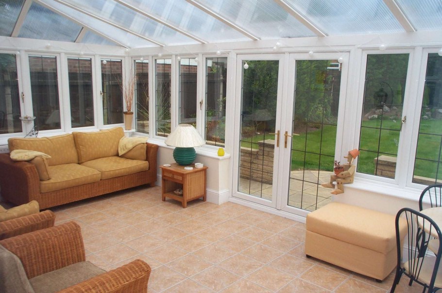 Безрамное остекление для барнхаус