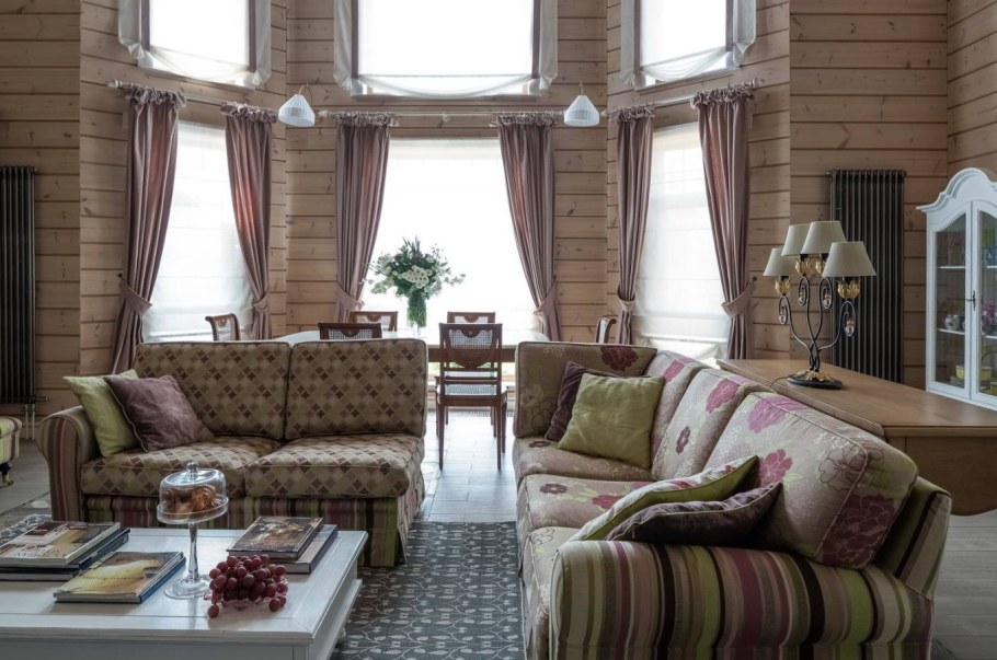 Эркер в деревянном доме интерьер