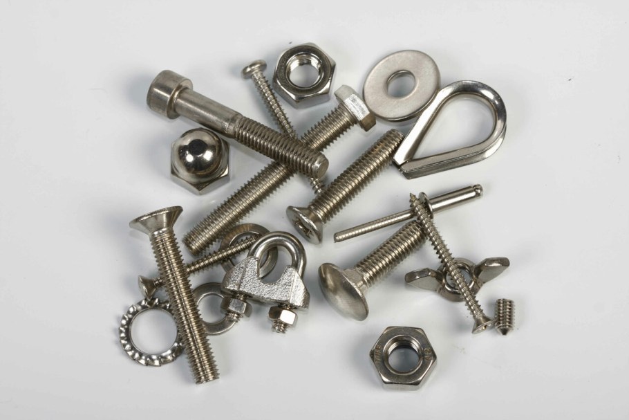 Комплект крепежа в132т