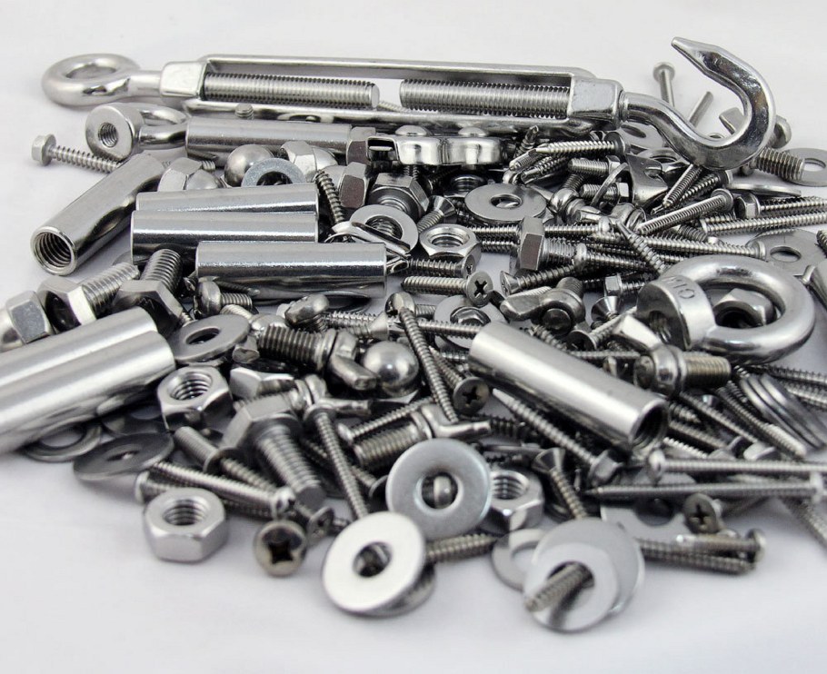 Крепёж, Метизная продукция