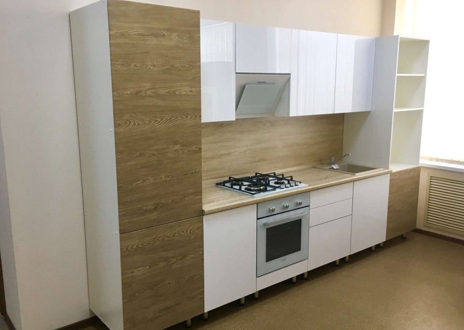 Небольшой шкаф в прихожую