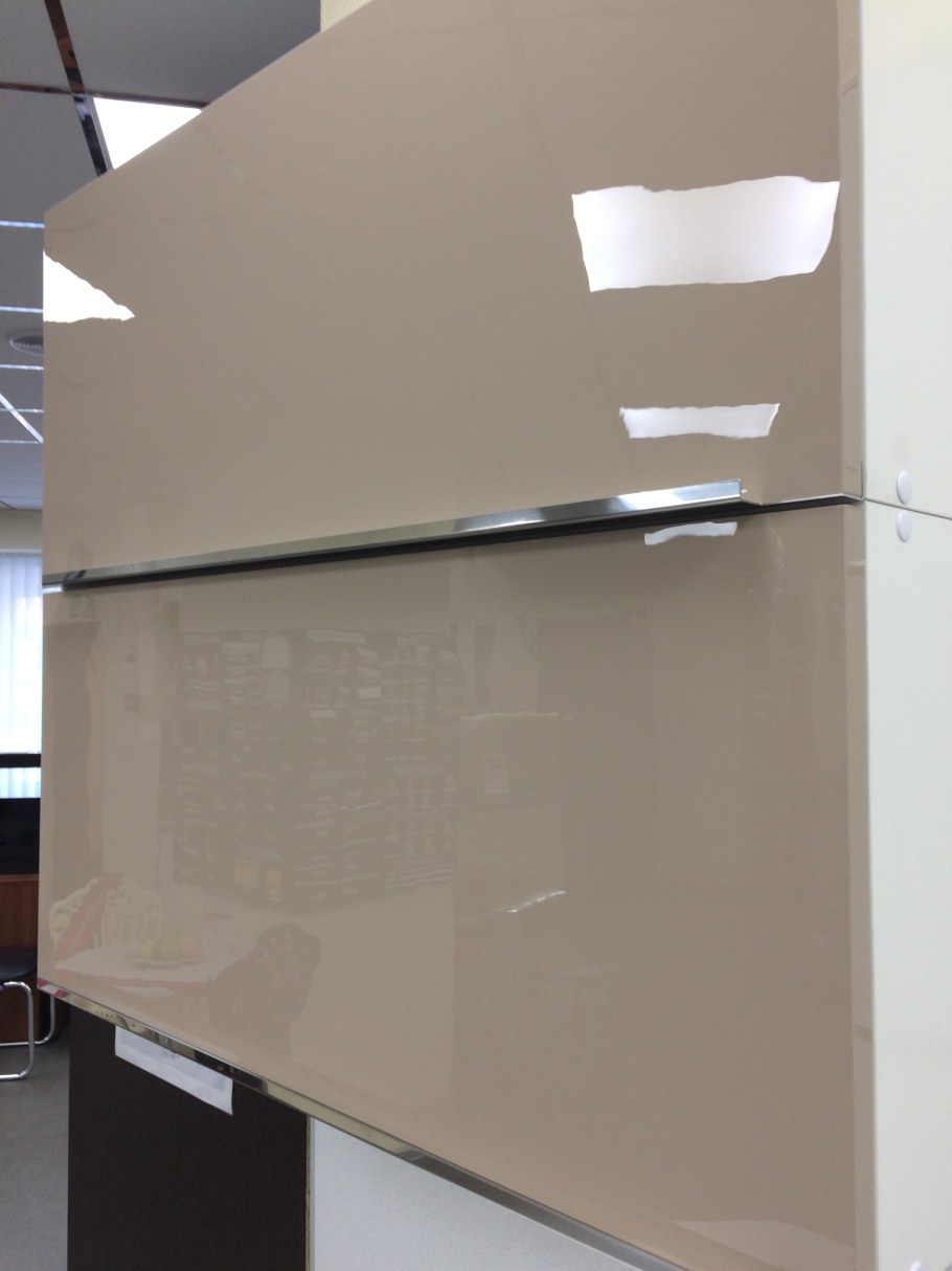 Кухня Глетчер маренго Силк