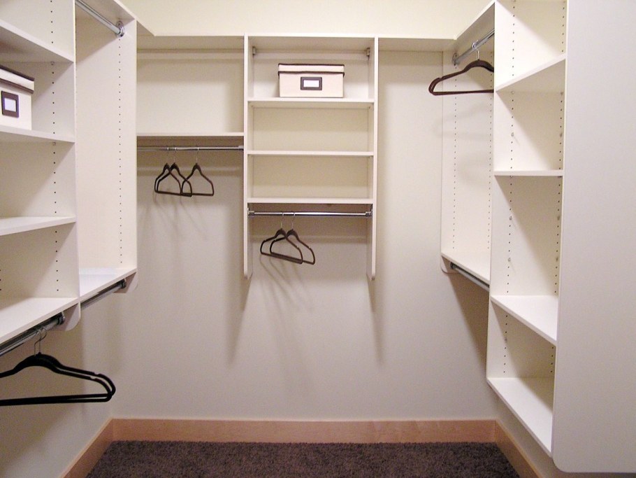 Кладовка в квартире маленькая