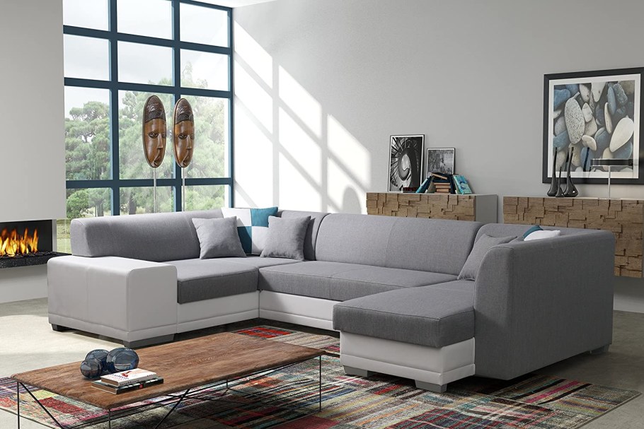 Бескаркасный диван