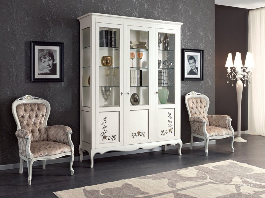 Витрина Неоклассика Италия