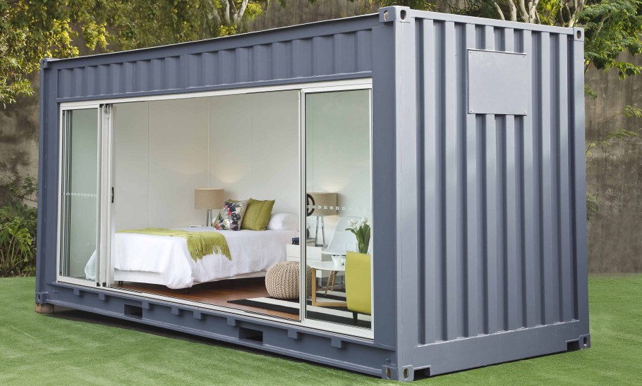 Из контейнера