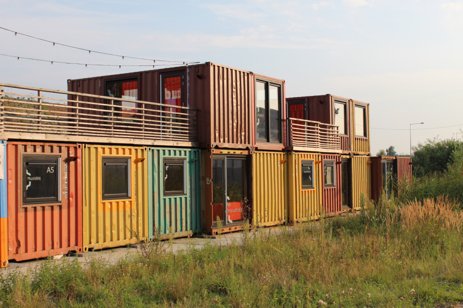Пристрой из морского контейнера