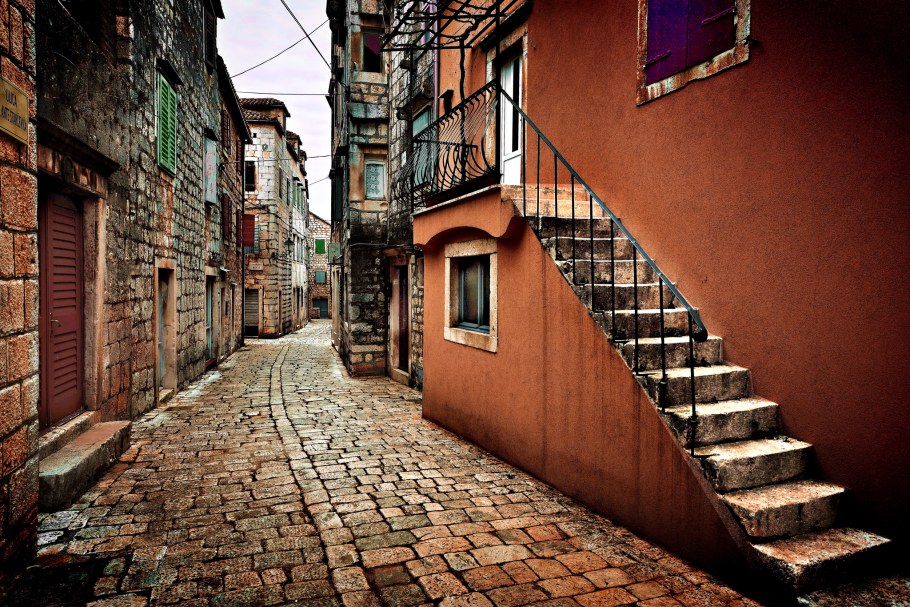 Узкие улочки