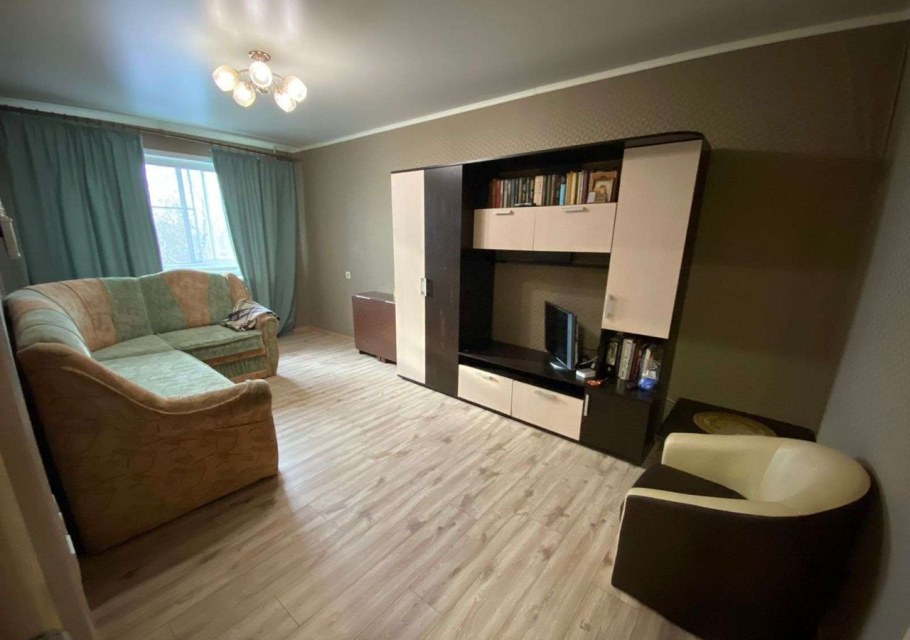 Освещение в небольшой спальне