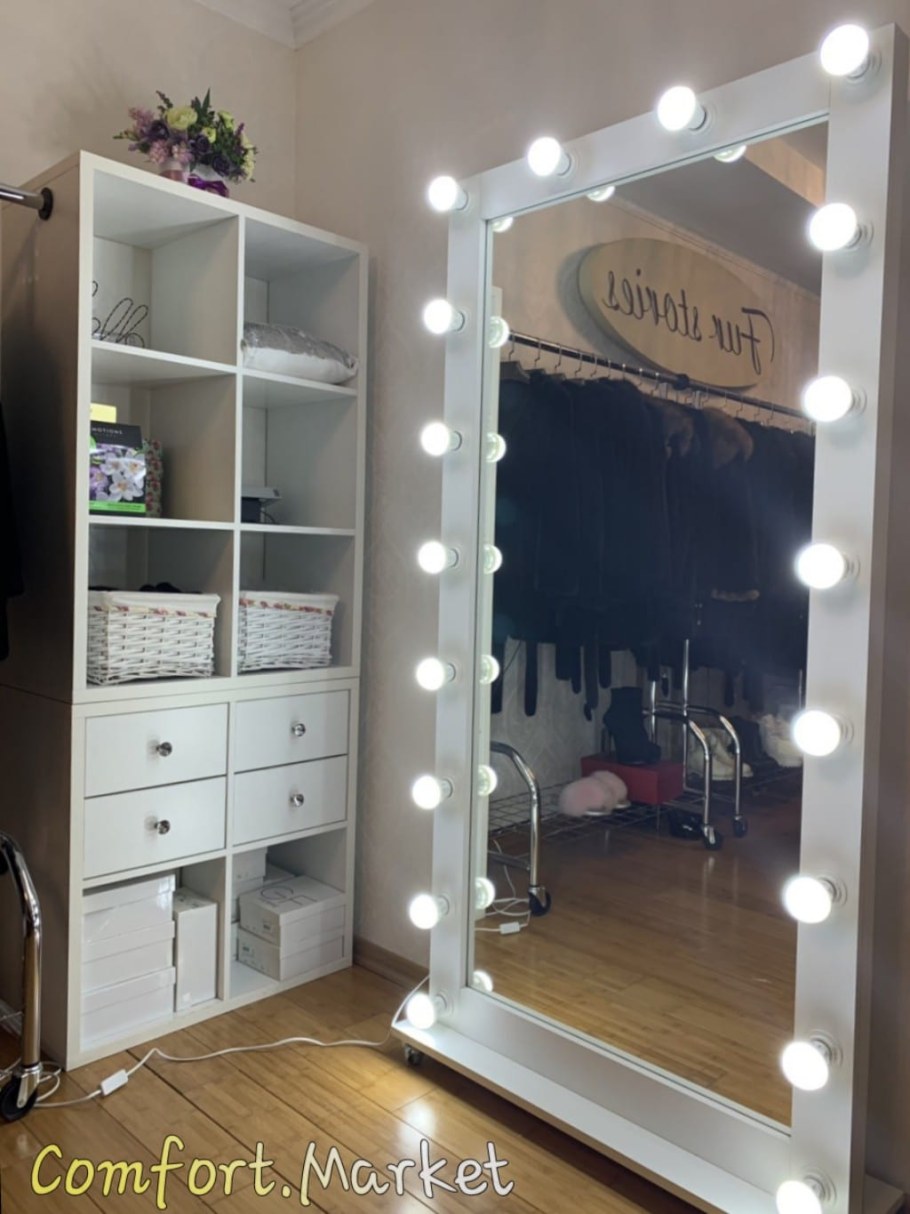 Зеркала Фенди