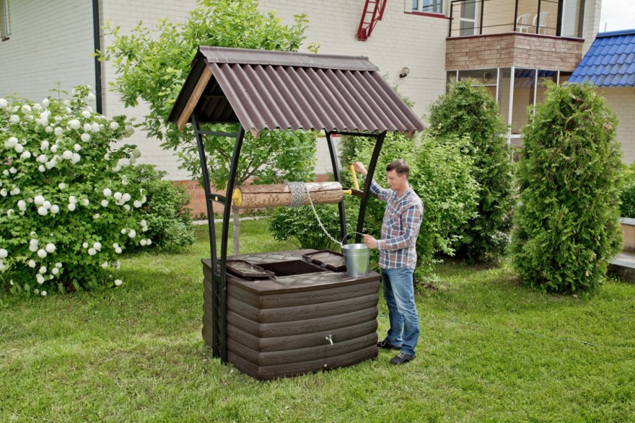 Декоративный колодец из металла