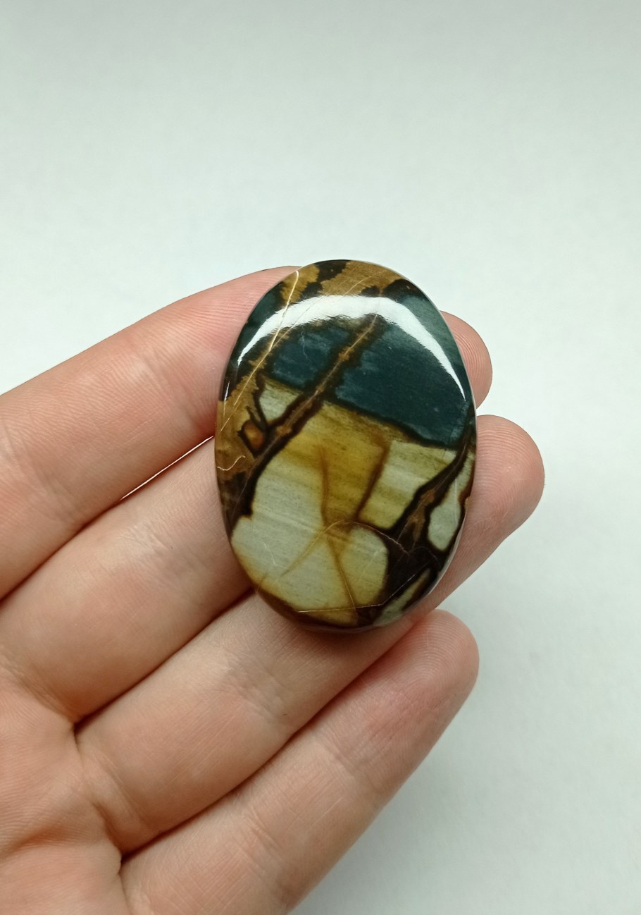 Аквариум цихлидник черный грунт