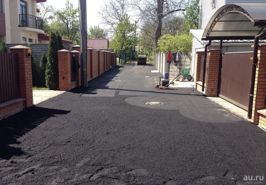 Асфальт на участке