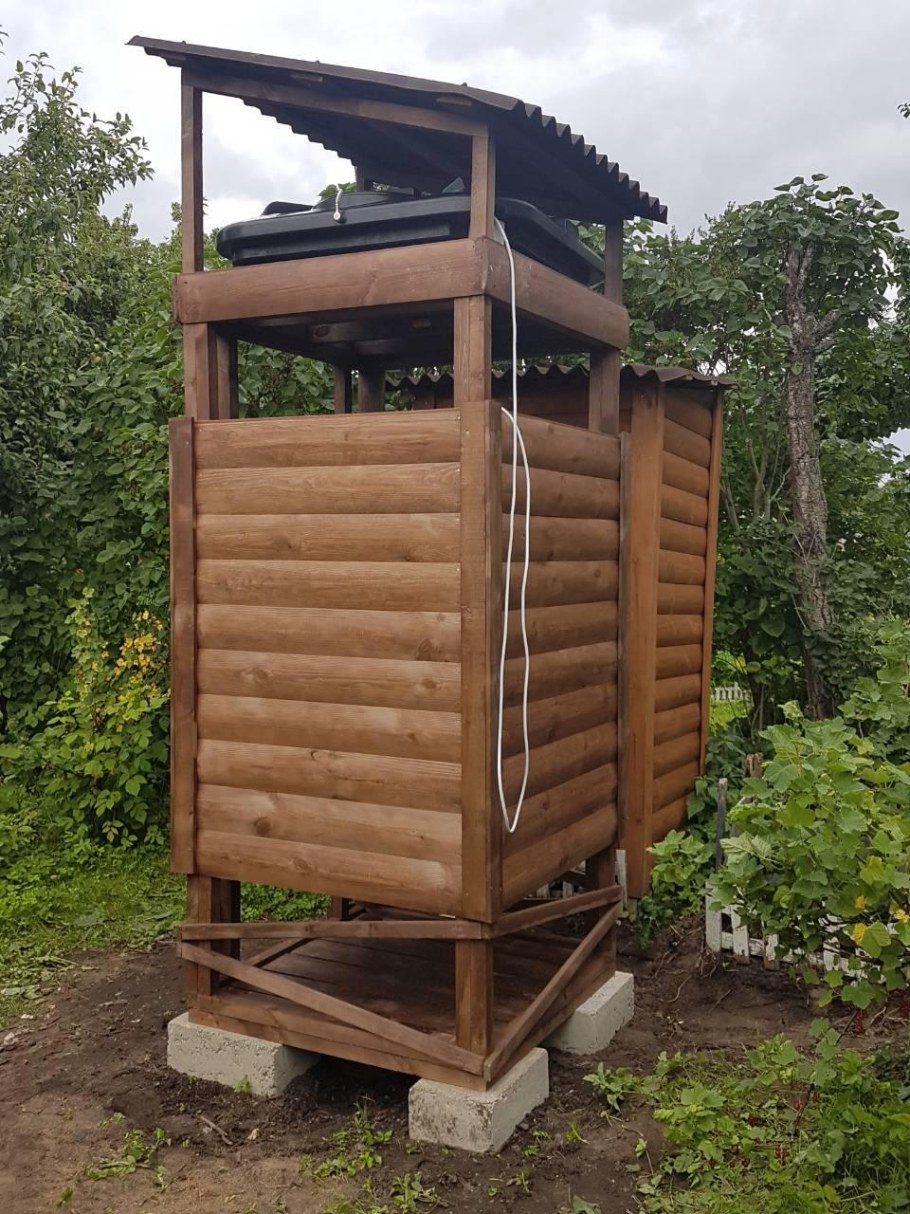 Летний душ из поликарбоната