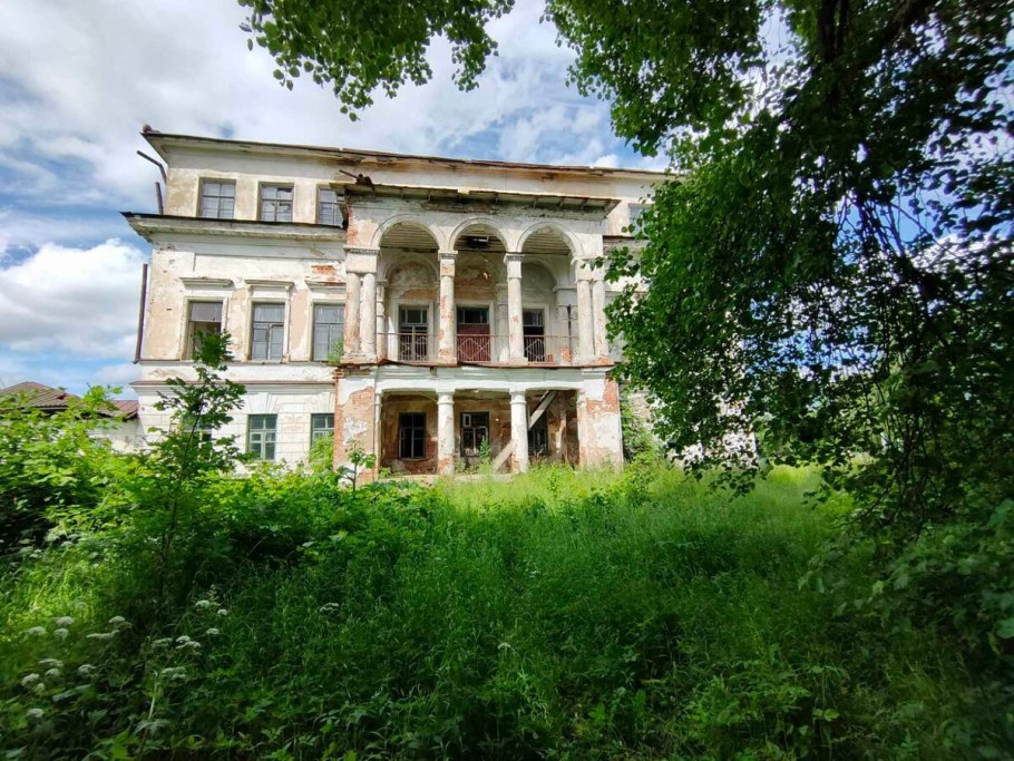 Усадьба 19 века Тарханы