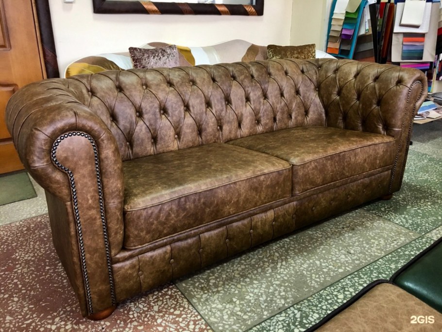Диван в коже Camel