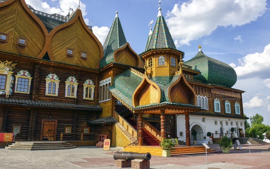 Дворец Алексея Михайловича в Коломенском Древнерусское зодчество