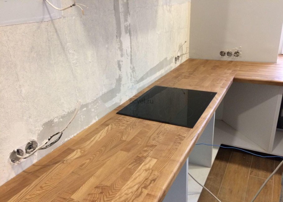 Фартук без плинтуса для кухни