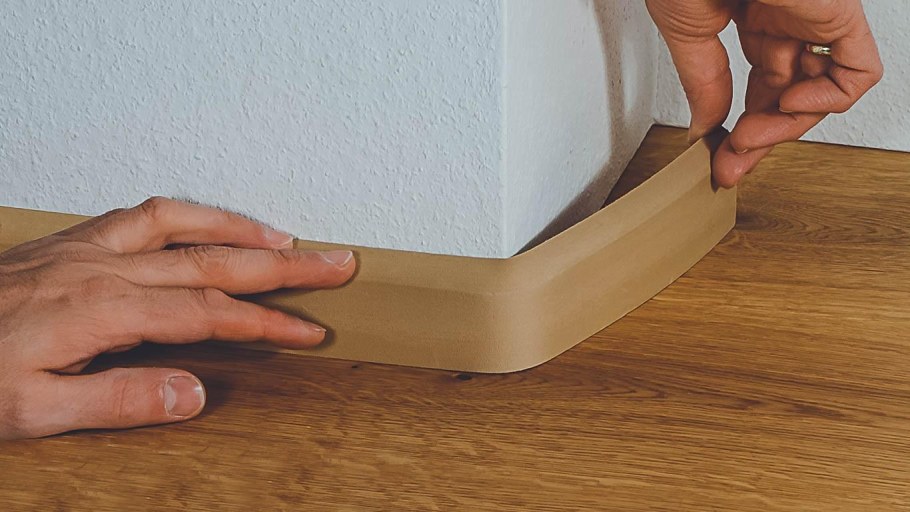 Стыковочный профиль для пола латунь