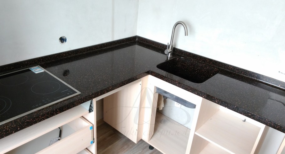 Плинтус для ковролина Carpet Fit / LP 50 светло-бежевый 25-50-e-003пвх