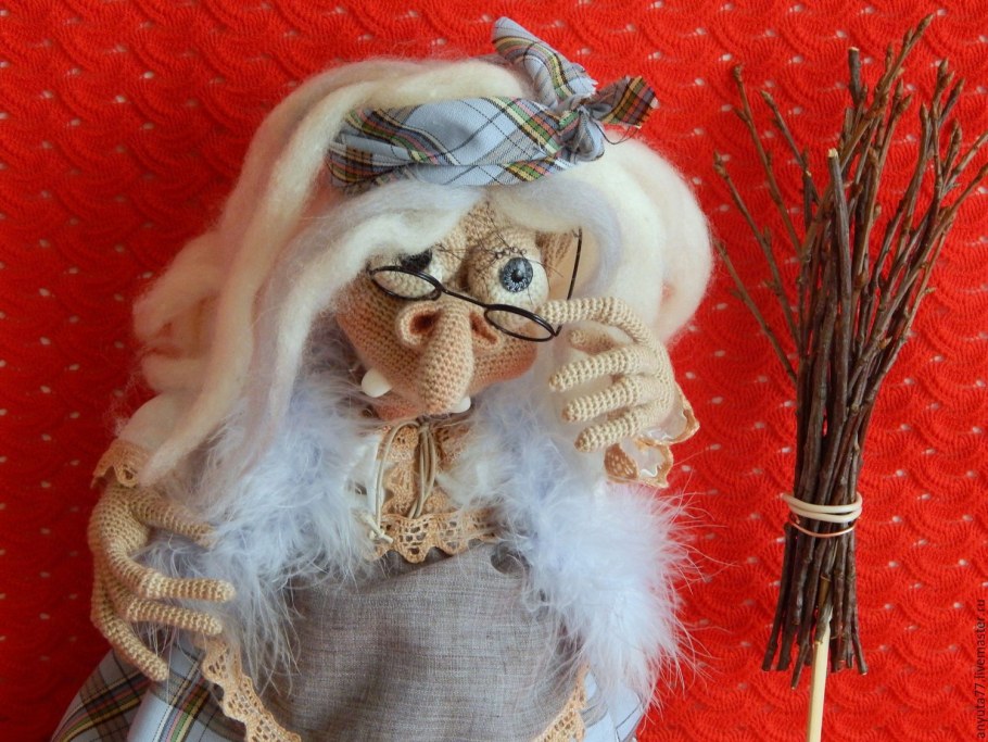 Текстильная кукла баба Яга